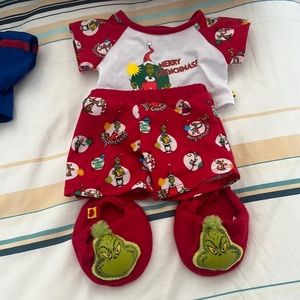 Build a bear Grinch